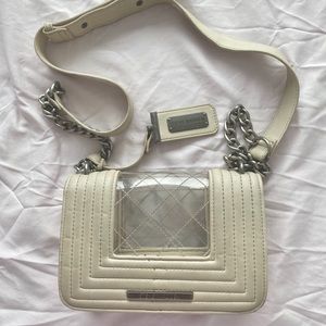 Beige/white shoulder bag Steve Madden